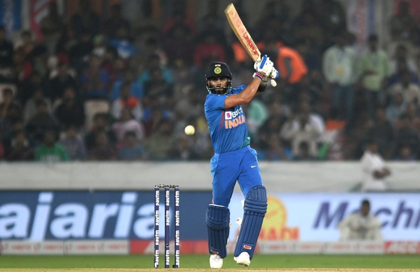 आईसीसी रैंकिंग में टॉप पर कोहली, जानिए बाकियों का हाल आईसीसी रैंकिंग में टॉप पर कोहली, जानिए बाकियों का हाल