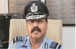 बाल-बाल बचे वायु सेनाध्यक्ष RKS भदौरिया! अमेरिकी सैनिक ने तीन साथियों को मारी गोली फिर कर ली खुदकुशी