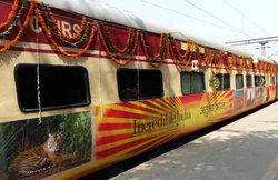 IRCTC सिर्फ 16000 रुपये में कराएगी 14 धार्मिक स्थलों की यात्रा, जानिए पूरा प्लान