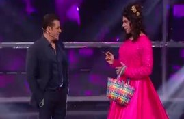 bigg boss 13, salman khan, siddharth shukla, rashmi desai, sunil grover, gutthi, aarti singh, bigg boss latest, bigg boss exclusive, bigg boss 13 eviction, bigg boss 13 Somvaar Ka Vaar, bigg boss 13 eviction today, bigg boss 13 voot, voot bigg boss 13, elimination today, bigg boss season 13 eviction, bigg boss season 13 eliminated contestants bigg boss 13 elimination, bigg boss 13 elimination, bigg boss 13 evicted contestants, bigg boss 13 evicted contestant today, bigg boss13 live, bigg boss 13 episode, bigg boss 13 eviction contestant, bigg boss season 13 elimination, bigg boss season 13 elimination today