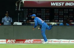 IND vs WI,Video: बाउंड्री लाइन पर डाइव लगाकर विराट कोहली ने लपका हैरतअंगेत कैच, फुर्ती देख सभी रह गए हैरान
