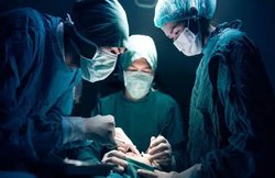 ऑपरेशन कराने गया था सरकारी अस्पताल, आरोप- डाक्टरों ने किडनी ही निकाल ली; CMO ने बैठाई जांच