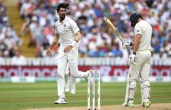 एमएस धोनी की कप्तानी पर इशांत शर्मा ने उठाया सवाल! कहा- समस्याएं सब बताते हैं लेकिन समाधान कोई नहीं बताता