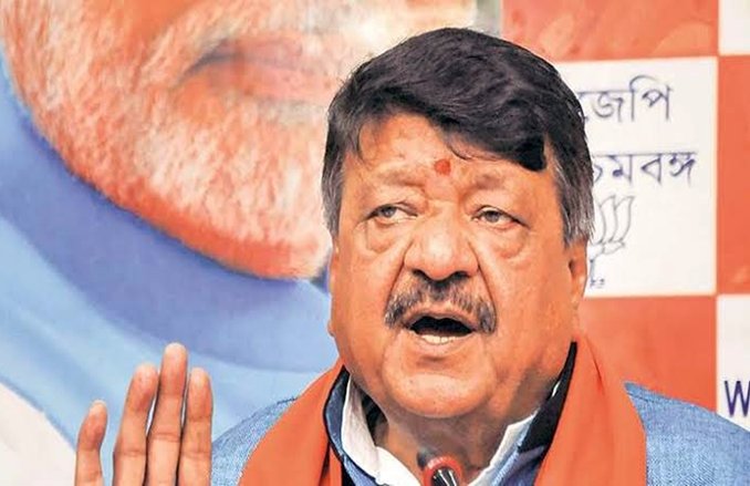 ‘जो बजरंगबली की शरण में जाता है, निश्चित ही आशीर्वाद मिलता है’, आप की जीत पर कैलाश विजयवर्गीय का तंज, लोग बोले- विकास की भी बात कर लो