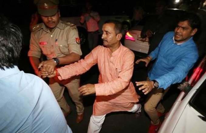 उन्नाव रेपकांड में विधायक कुलदीप सेंगर को उम्रकैद, कोर्ट ने 25 लाख का जुर्माना भी ठोका