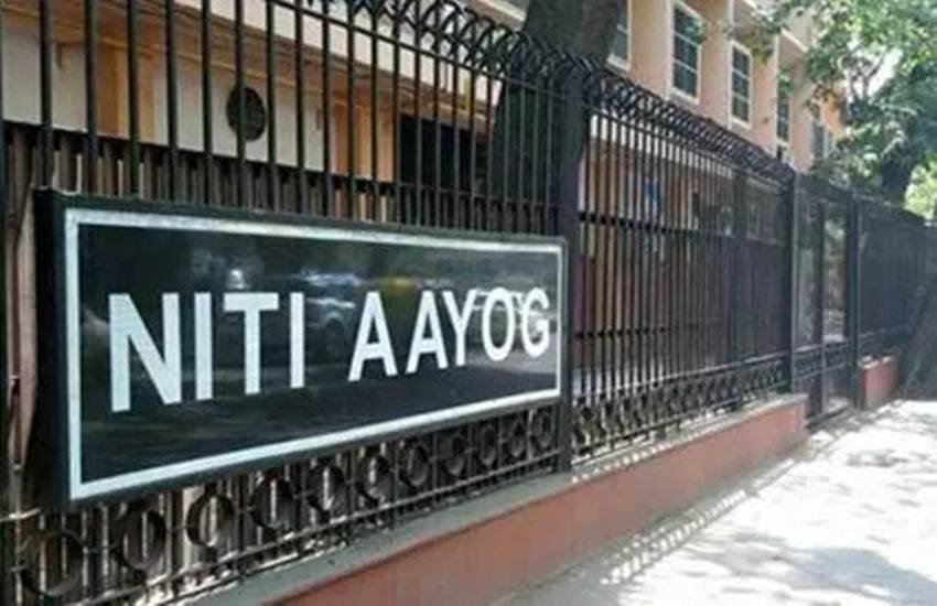 Niti Aayog का SDG India Index 2019 जारी, केरल टॉप पर, बिहार फिसड्डी; मोदी के गुजरात की रैंकिंग में कोई फेरबदल नहीं Niti Aayog का SDG India Index 2019 जारी, केरल टॉप पर, बिहार फिसड्डी; मोदी के गुजरात की रैंकिंग में कोई फेरबदल नहीं