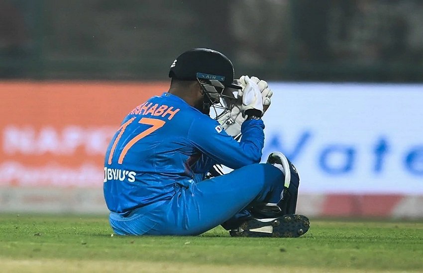 ऋषभ पंत से छूटा कैच तो हुए ट्रोल (फोटो सोर्स-twitter)