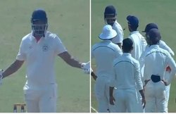 VIDEO: अंपायर के गलत आउट देने पर यूसुफ पठान को आया गुस्सा, मैदान पर अजिंक्य रहाणे से भि‍ड़ गए