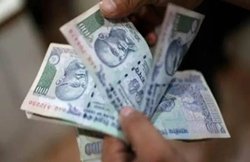 PF के पैसे निकालते समय रखें इन बातों का ध्यान नहीं तो देना पड़ सकता है TAX