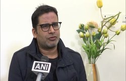 Delhi Election Results 2020: दिल्ली में AAP को जीत की दहलीज तक पहुंचाने वाले प्रशांत किशोर की कहानी