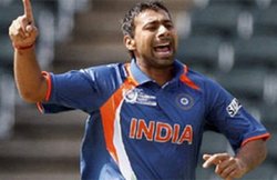 पूर्व क्रिकेटर प्रवीण कुमार पर गुंडागर्दी का आरोप, फैक्ट्री मालिक पिता से की मारपीट, बेटे को बाइक से फेंक दिया