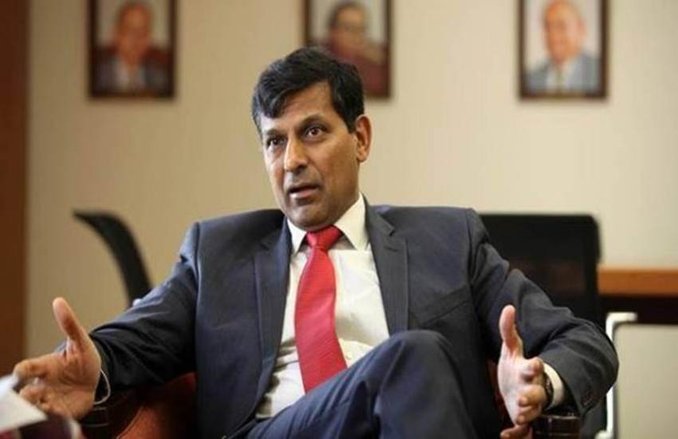 हिन्दू राष्ट्रवाद से थम जाएगी इकनॉमिक ग्रोथ, रघुराम राजन बोले- धार्मिक महापुरुषों की मूर्तियों से बेहतर मॉडर्न स्कूल, यूनिवर्सिटी बनाएं
