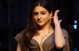 Sara Ali Khan, varun dhawan, rekha, Sara Ali Khan Photo, Bollywood Actress Rekha, सारा अली खान, sara ali khan education, sara ali khan age, sara ali khan family, sara ali khan mother, sara ali khan father, sara ali khan movie, sara ali khan brother, sara ali khan photo, saif ali khan, Kartik Aaryan, love aaj kal 2