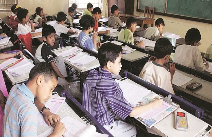Maharashtra: उद्धव सरकार में पूरा हुआ कांग्रेस-NCP का पुराना प्लान, 26 जनवरी स्कूलों में संविधान की प्रस्तावना पढ़ना अनिवार्य