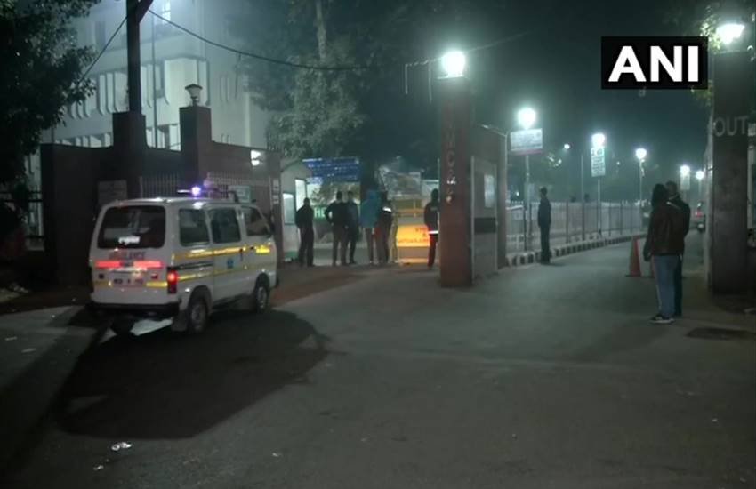 सफदरजंग अस्पताल 
(फोटो सोर्स: ANI)