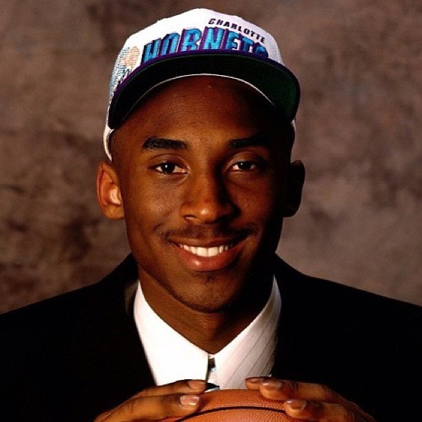 kobe bryant, bryant, kobe, kobe bryant death, kobe bryant oscar, kobe bryant instagram, kobe bryant oscar award, kobe bryant oscar recoed, kobe bryant oscar jersy, kobe bryant kids, kobe bryant wife, kobe bryant game, kobe bryant oscar dear basketball, who is kobe bryant, nba, basketball news, kobe bryant helicopter