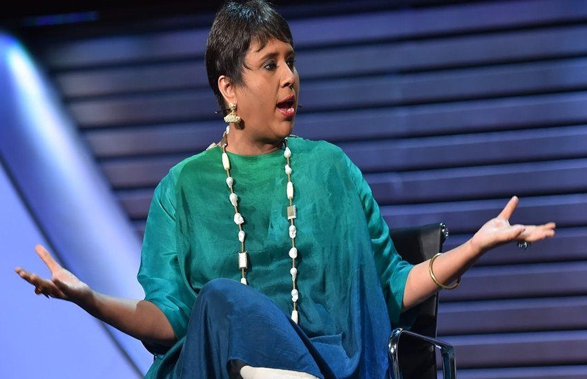वरिष्ठ पत्रकार बरखा दत्त ने भी ऐसा ही एक स्क्रीनशॉट शेयर किया। उसमे लिखा था “JNU के समर्थन में लोग मेन गेट पर आ रहे हैं। वहां कुछ करना है?”