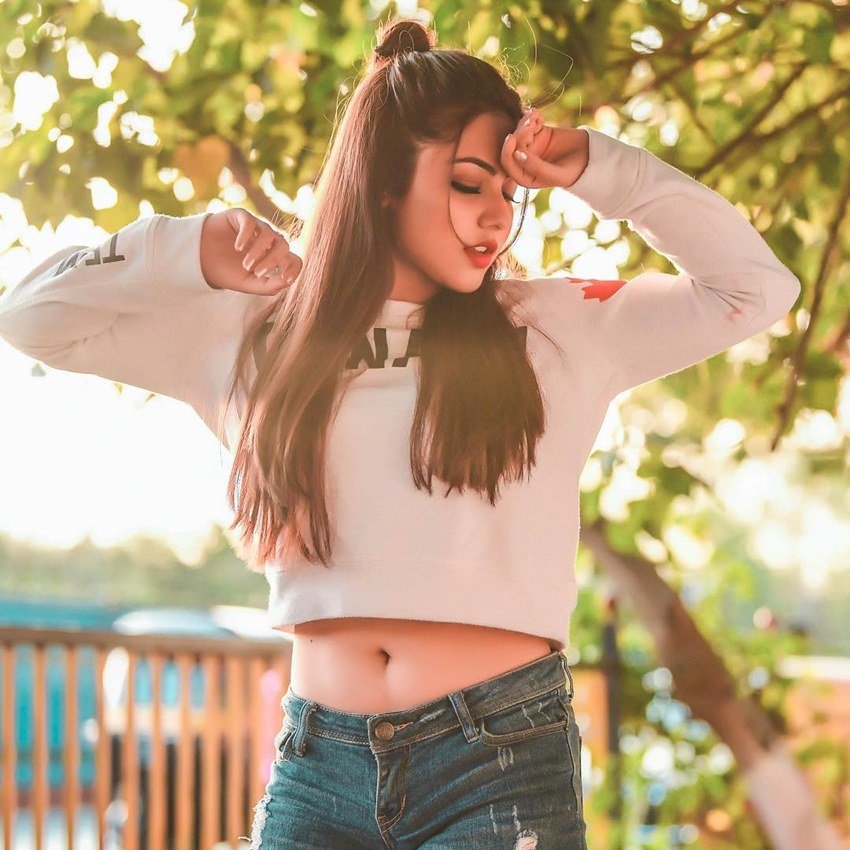 सोशल मीडिया में रीम शेख की बड़ी फैन फॉलोइंग बन गई है।