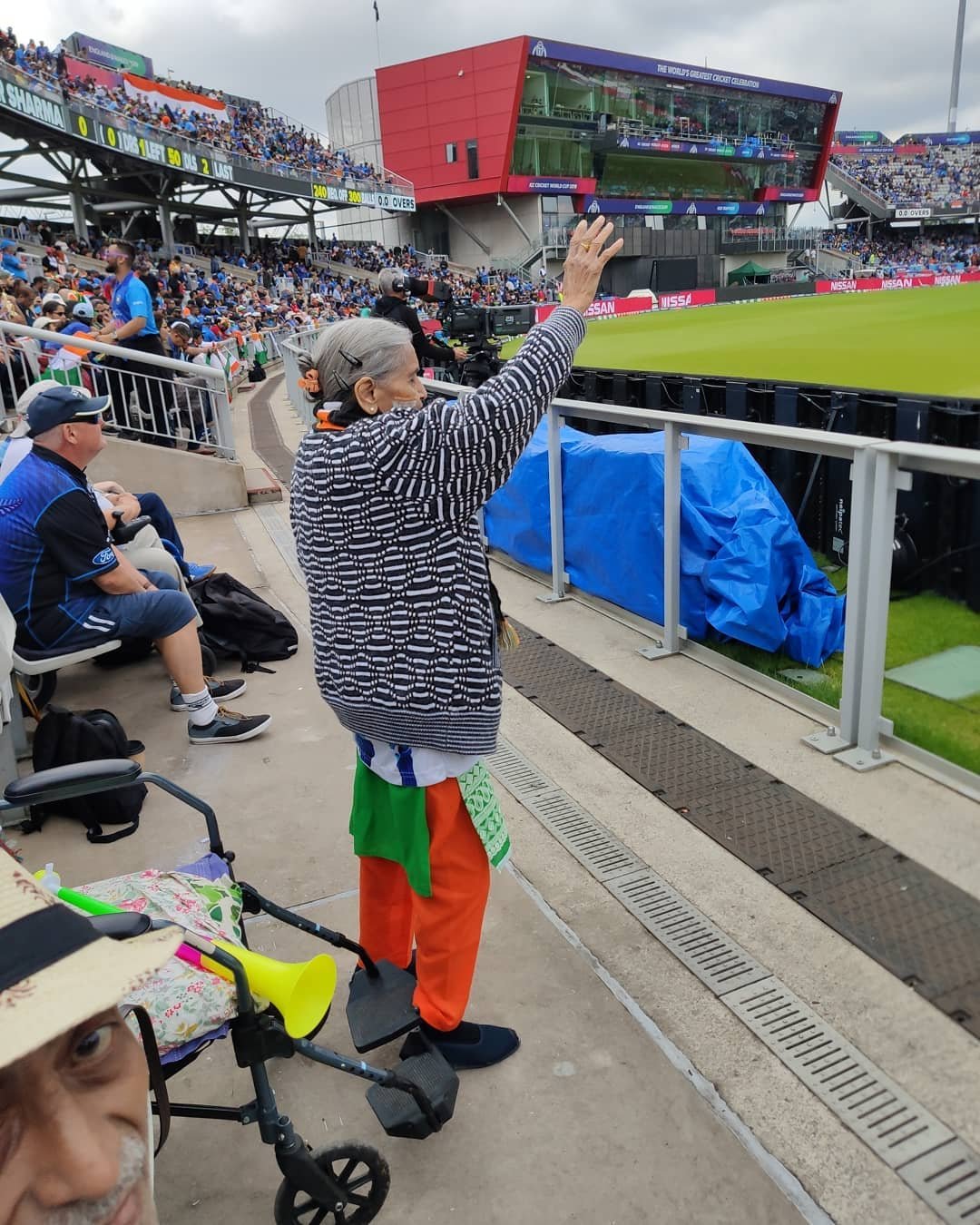 Suparwoman charulata, dadi charulata, charulata patel passes away, charulata patel, team india fan, indian cricket fan charulata patel, charulata patel dead, charulata patel death, virat kohli, rohit sharma, sports Gallery, india vs australia, ind vs aus, icc world cup, icc world cup 2019, cricket, cricket news, cricket samachar, cricket news in hindi, hindi cricket news,चारुलता पटेल, कौन थीं चारुलता पटेल, चारुलता पटेल का निधन, भारतीय क्रिकेट टीम, इंडियन क्रिकेट टीम, भारत बनाम ऑस्ट्रेलिया, आईसीसी वर्ल्ड कप, आईसीसी विश्व कप 2019, भारतीय क्रिकेट फैन चारुलता पटेल, विराट कोहली, विराट कोहली और चारुलता पटेल, रोहित शर्मा, क्रिकेट फैन, क्रिकेट, क्रिकेट न्यूज, क्रिकेट समाचार, क्रिकेट न्यूज हिंदी में, हिंदी क्रिकेट न्यूज,Hindi News, News in Hindi