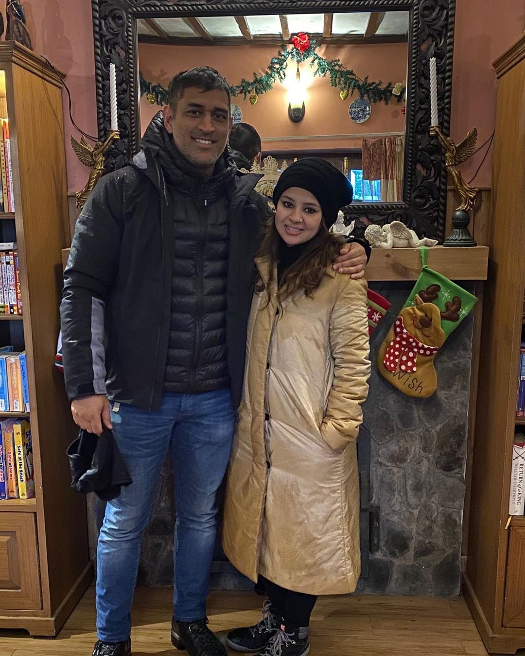 Ms dhoni, sakshi singh dhoni photos, ms dhoni vacation photos, ms dhoni mussoorie vacation, ms dhoni snowman, ziva dhoni photos, ms dhoni guitar, ms dhoni dogs photos, ms dhoni snow video