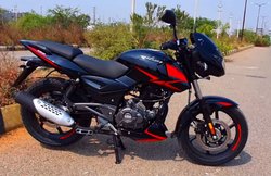 Bajaj Pulsar 150 BS6 जल्द होगा लांच, सिंगल और डुअल डिस्क वैरिएंट के साथ होगा पेश! जानें दोनों वैरिएंट्स में क्या है अंतर