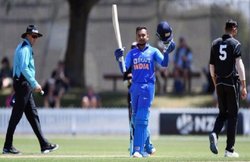 IND vs NZ: शिखर धवन वनडे सीरीज से भी हुए बाहर, संजू सैमसन को टी20 तो पृथ्वी शॉ को ODI टीम में मिला मौका