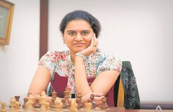 चौंसठ खानों की महारानी कोनेरू हंपी, सपना अपना और उम्मीद देश की