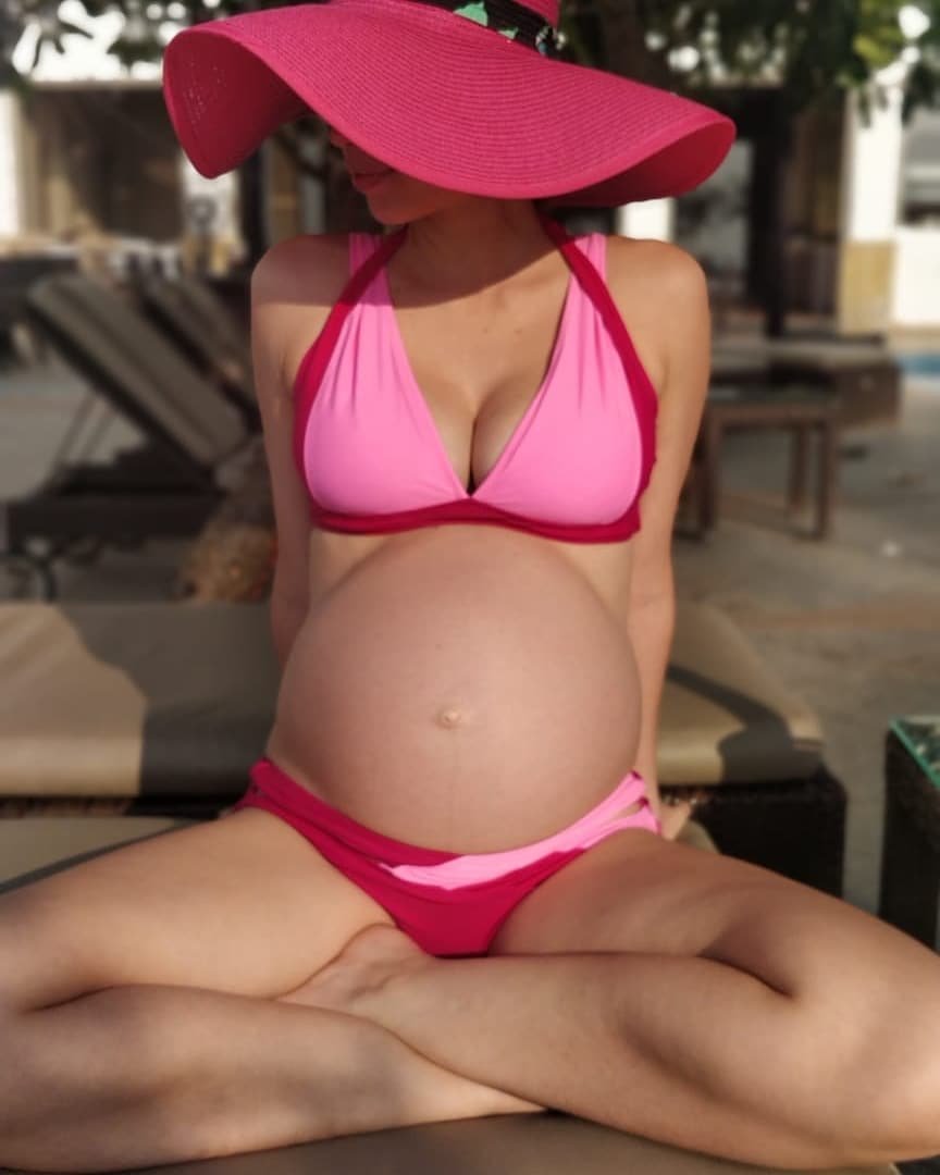 Kalki Koechlin, Kalki Koechlin baby bump photoshoot, Kalki Koechlin Bikini, Kalki Koechlin bold look, Kalki Koechlin hot photos, Kalki Koechlin 8 month pregnant, Kalki Koechlin boyfriend, Kalki Koechlin baby bump, Kalki Koechlin pregnant,Kalki Koechlin boyfriend,Kalki Koechlin baby bump,Kalki Koechlin baby