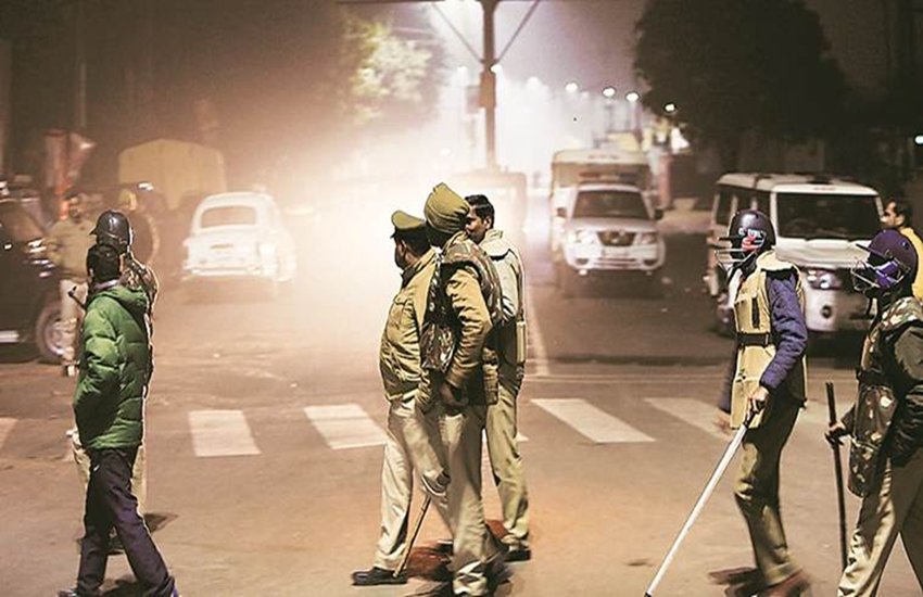 उत्तर प्रदेश के मुजफ्फरनगर में सीएए को लेकर पिछले महीने हिंसक घटना हुई थी। (Express File Photo) उत्तर प्रदेश के मुजफ्फरनगर में सीएए को लेकर पिछले महीने हिंसक घटना हुई थी। (Express File Photo)