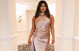 Golden Globes 2020, Priyanka Chopra in Golden Globes 2020, Golden Globes 2020 Awards, Priyanka Chopra and Nick Jonas, Nick and Priyanka Toegther, Priyanka Get Fall Into Nick Jonas Arms, Nick Jonas Priyanka Romantic IN Golden Globes 2020, ENTERTAINMENT NEWS, BOLLYWOOD NEWS, television news