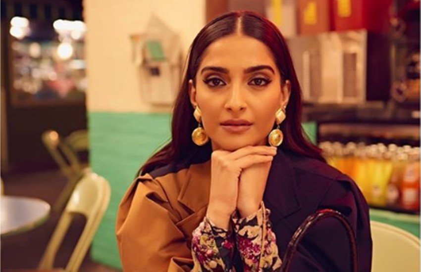 Sonam Kapoor News, Sonam Kapoor Uber London, Sonam Kapoor News, Sonam Kapoor, Uber, uber Cab, Bollywood Crime, London, Uber Cab Driver, Sonam Viral Tweet, Sonam Kapoor tweet on Uber,bollywood news, bollywood breaking