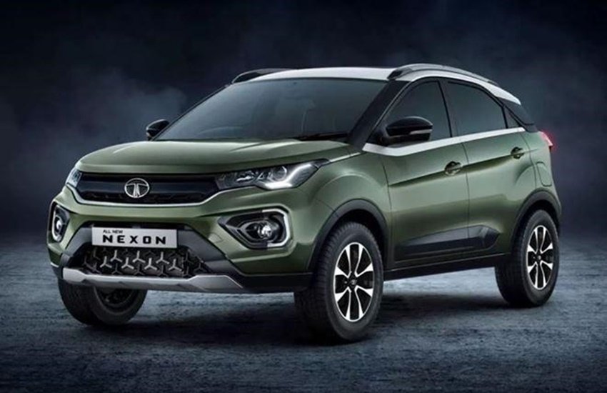 Tata Nexon accident, tata Nexon falls off a flyover, Tata Nexon price in india, Safest car of india, Best car to buy in india, tata Nexon features, tata Nexon price in india, tata Nexon BS6 price