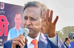 वीडियोः डिबेट में भड़के Congress नेता- आप सुन नहीं रहीं, मैं चला जाता हूं; एंकर का जवाब- दिन भर थोड़ी न सुनती रहूंगी