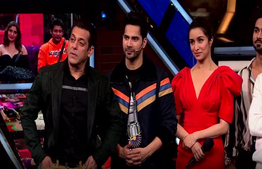 Bigg Boss 13 Weekend Ka Vaar Episode Live Update, Salman khan, Street Dancer 3D, Varun Dhawan, Shraddha kapoor, Nora Fatehi, Varun dhawan in bigg Boss 13, Salman khan dance with street dancer 3D team, Raghav, Varun dhawan sahrdha kapoor in bigg boss 13, sidharth shukla, asim riaz, shehnaaz gill, Paras chabbra, Mahira sharma, Vishal aditya singh, Shefali jariwala