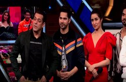 Bigg Boss 13 : घर में पहुंचे वरुण धवन ने बांधे सिड की तारीफों के पुल, कहा-उनको लड़ते देख हैरान हूं