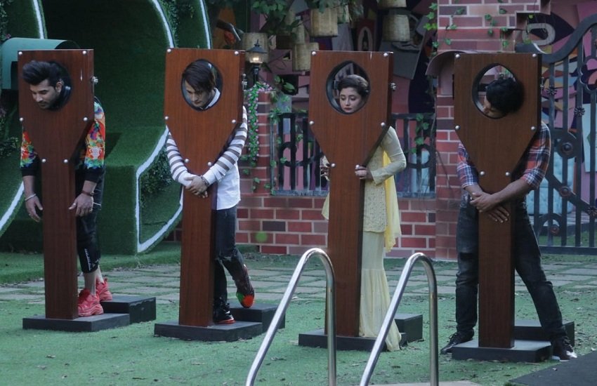 Bigg boss, bigg boss 13, Salman khan bigg boss, siddharth shukla, Paras Chhabra, Mahira Sharma, Bigg Boss 13 Mahira Sharma mother enters big boss house, Paras Chhabra Kiss mahira, shefali jariwala husband parag Shehnaaz gill sidharth shukla love, Shehnaaz gill family, Bigg Boss 13 January 15 Episode Update, Shehnaz angry on sidharth, aasim riaz, rashmi desai, bigg boss 13, bigg boss 13 latest update, bigg boss latest, bigg boss 13 january 16, bb 13