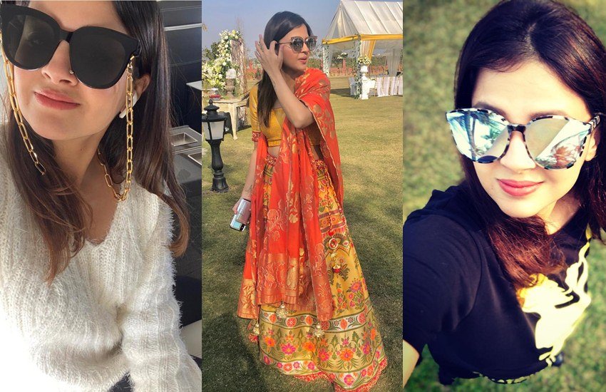 साक्षी अपने इन स्टायलिश गॉगल्स के लिए सोशल मीडिया में अकसर छाई रहती हैं।