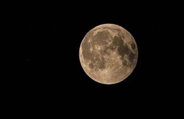 lunar eclipse, partial lunar eclipse 2020, lunar eclipse live, lunar eclipse live stream, lunar eclipse live steam online, chandra grahan 2020 live stream, lunar eclipse January 2020 live stream, partial lunar eclipse 2020 date, lunar eclipse 2020 in india, lunar eclipse 2020 time in india, chandra grahan, chandra grahan 2020, lunar eclipse 2020 india, lunar eclipse 2020 india date, lunar eclipse 2020 date in india, chandra grahan 2020 india, chandra grahan 2020 date