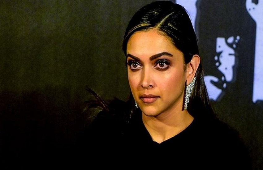 Deepika Padukone, Chhapaak, Deepika Padukone Chhapaak, Chhapaak Movie, Chhapaak Trailer, Chhapaak Film, jnu protest, Deepika Padukone in jnu, BJP on Deepika Padukone, jnu bjp, kangana Ranaut, entertainment news, bollywood news, television news