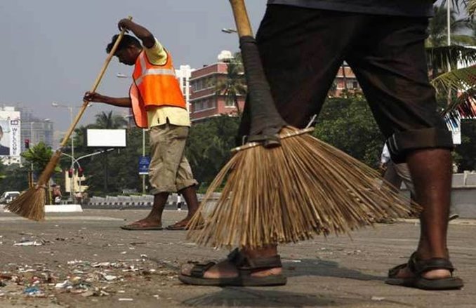 Delhi Assembly Election 2020: स्थायी नौकरी को चुनाव में मुद्दा बनाएंगे सफाईकर्मी