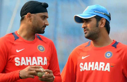 महेंद्र सिंह धोनी की वापसी पर हरभजन सिंह को संदेह, कहा- आईपीएल में बढ़िया प्रदर्शन के बाद भी मौका मिलना मुश्किल