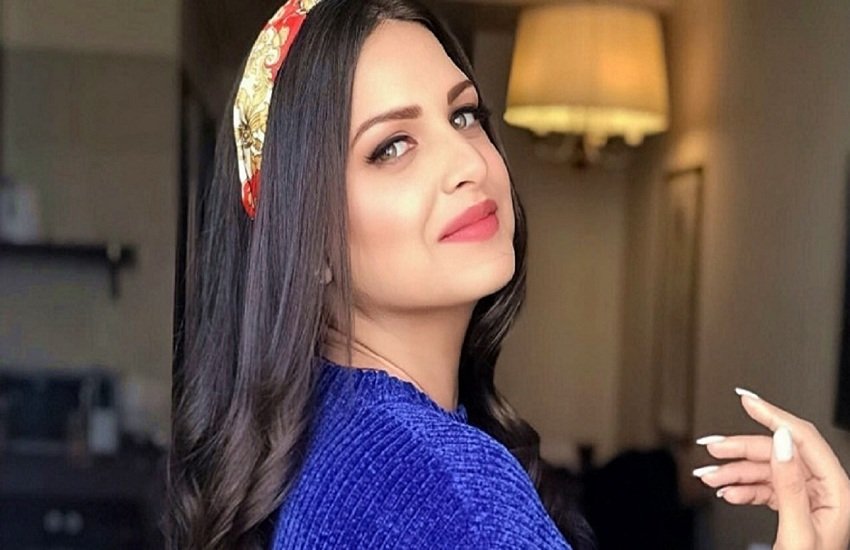 Bigg Boss 13, Asim Riyaz, Himanshi Khurana, asim riaz himanshi khurana, हिमांशी खुराना, आसिम रियाज, Rashami Desai, Shefali Jariwala, Himanshi Khurana in bigg boss, himanshi khurana boyfriend, himanshi khurana age, asim riaz age, asim riaz brother, bigg boss 13 asim riaz age