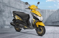 Honda Activa के बाद कंपनी ला रही है नई BS6 Dio, नए फीचर्स और तकनीक के साथ देगी ज्यादा माइलेज! जानें क्या होगी कीमत