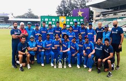 ICC Under 19 World Cup: पहले ही ओवर में हैट्रिक लेकर गेंदबाज ने किया कमाल, 211 रन से जीता भारत