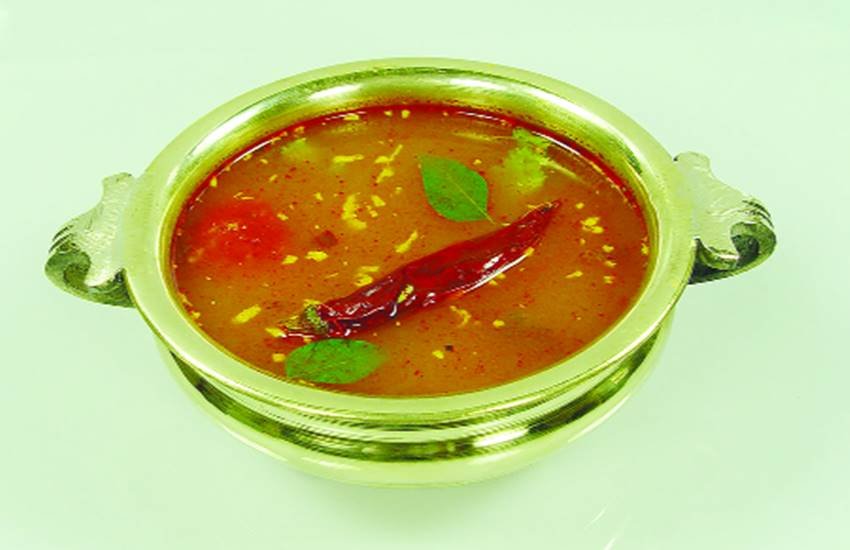 सर्दी में कफ संबंधी समस्याओं में दवा का काम करते हैं। 