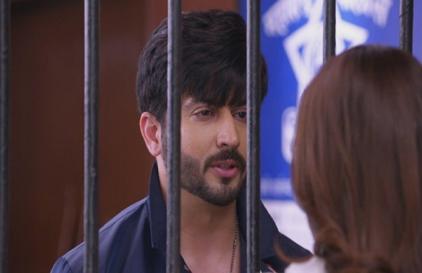 Kundali Bhagya, Kundali Bhagya 29 Jan 2020, Kundali Bhagya 29 Jan 2020 written Episode, Kundali Bhagya Full Episode, Kundali Bhagya 29 Jan 2020 Preview, karan promises preeta to out of jail, Kundali Bhagya Preview Episode, Kundali Bhagya new Episode, kundali bhagya cast, kundali bhagya serial, kundali bhagya natak, Kundali Bhagya Online Episode, Karan and preeta, entertainment news, bollywood news, television news