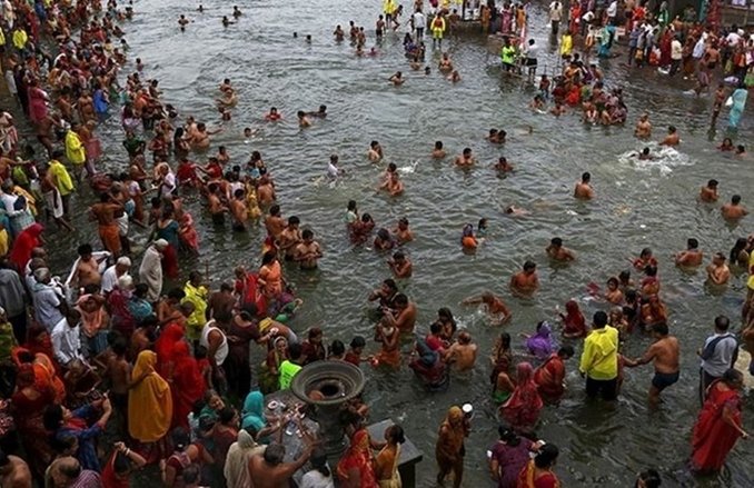 Magh Mela 2020 dates: आर्थिक मंदी दूर करने के लिए हो रही 54 त्रिशूलों की पूजा, जानिए माघ मेले की महत्वपूर्ण तिथियां