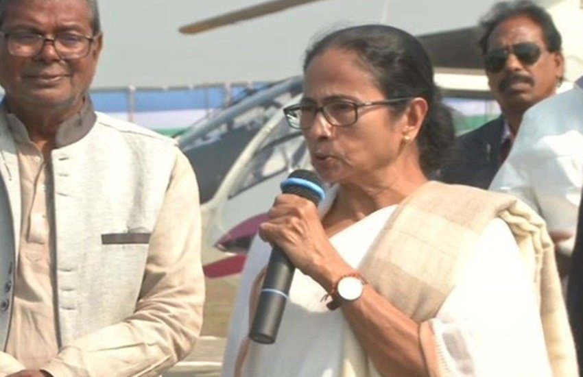 पश्चिम बंगाल की सीएम ममता बनर्जी (फोटो सोर्स- एएनआई)