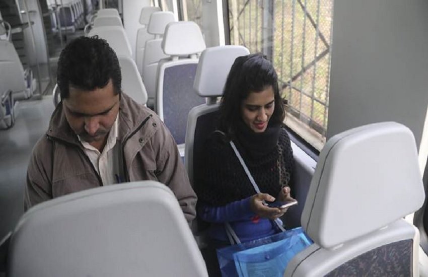 प्रतीकात्मक तस्वीर, फोटो सोर्स- इंडियन एक्सप्रेस 