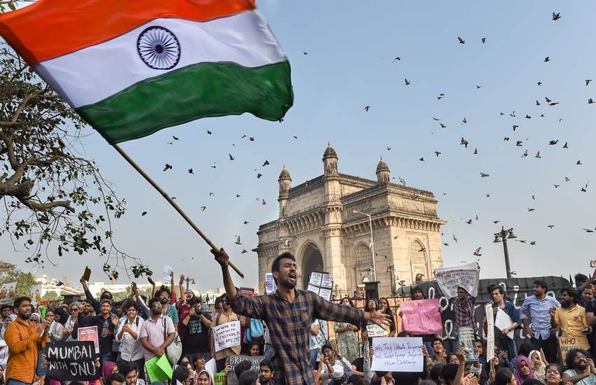 Protest in Mumbai over JNU violence